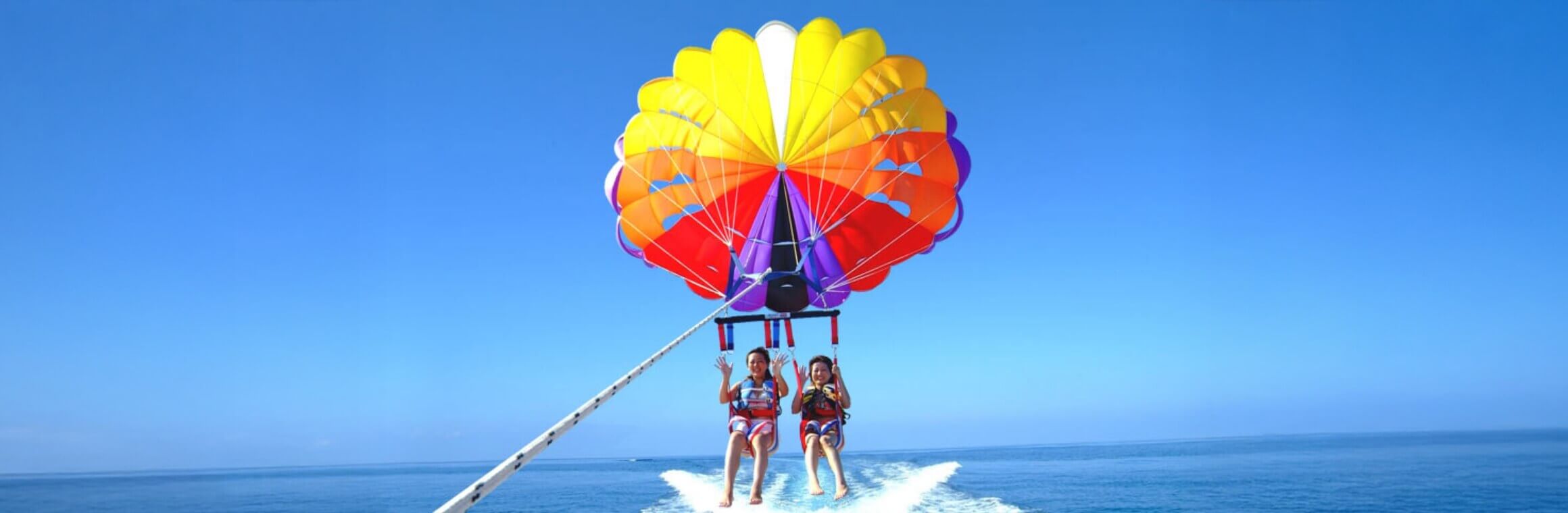 Parasailing パラセーリング